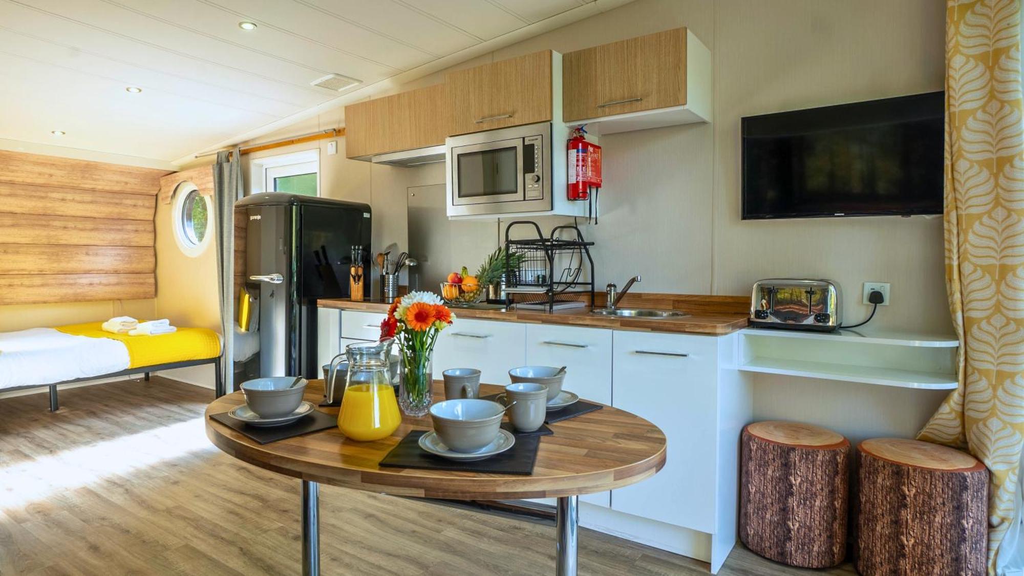 Newby Bridge Country Caravan Park Esterno foto